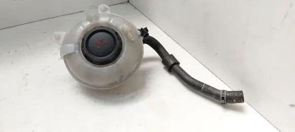 Volkswagen Golf VII Coolant expansion tank/reservoir 5Q0121407
