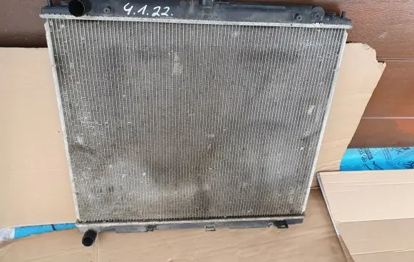 Nissan Pathfinder R51 Coolant radiator ETP11398