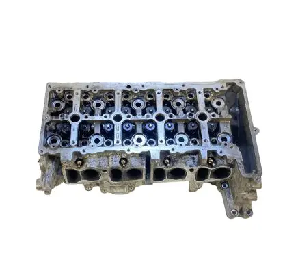 BMW 3 F30 F35 F31 Engine head 781260303