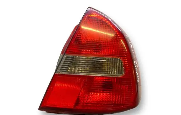 Mitsubishi Carisma Rear/tail lights