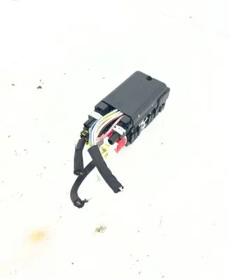Peugeot 308 Fuse module 9665492680