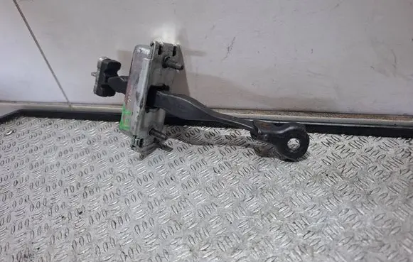 Ford Mondeo MK V Front door check strap stopper DS73F23552AC