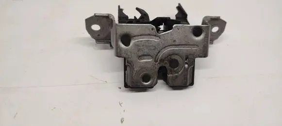 Peugeot 108 Tailgate/trunk/boot lock/catch/latch