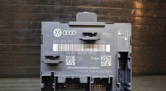 Audi A4 S4 B8 8K Door control unit/module 8K0959793