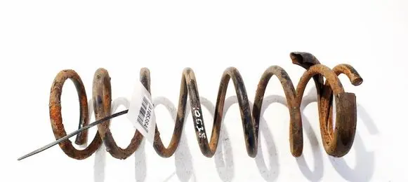 Ford Mondeo Mk III Rear coil spring 
