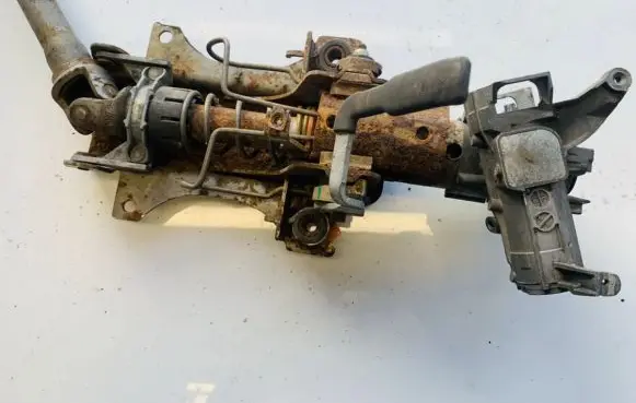 Peugeot 406 Steering wheel axle a0119a23902