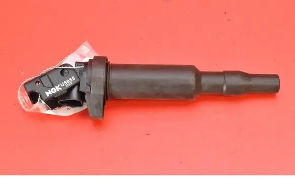 High voltage ignition coil