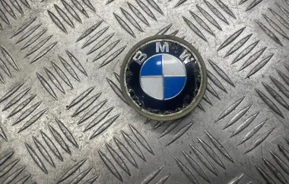 BMW 5 E39 Original wheel cap 6768640