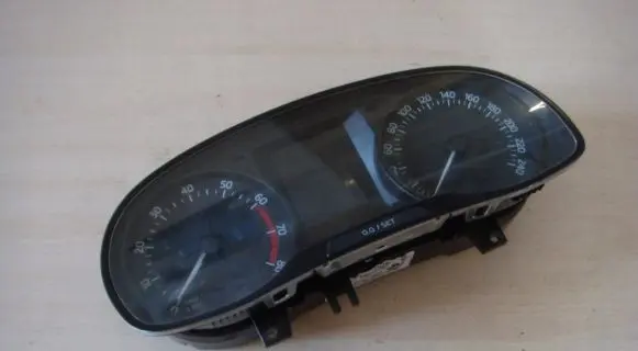 Skoda Fabia Mk3 (NJ) Speedometer (instrument cluster) 6V0920700B