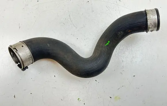 BMW 3 E90 E91 Intercooler hose/pipe