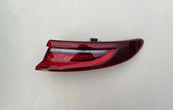 KIA Pro Cee'd III Rear/tail lights 92402j7200