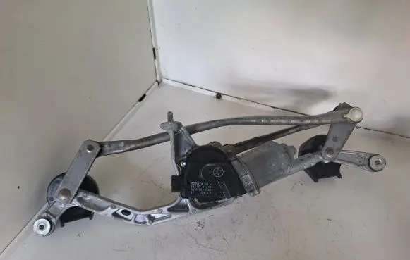 Toyota Auris E180 Front wiper linkage and motor 8511002340 AE1593003562