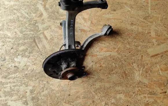 Audi A4 S4 B6 8E 8H Front wheel hub spindle knuckle