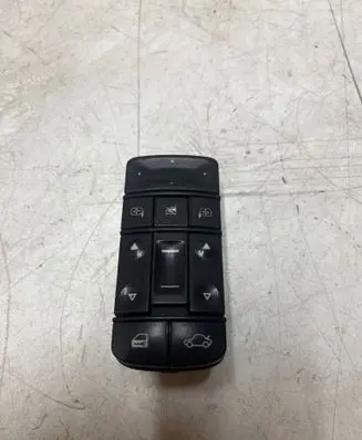 Opel Vectra C Electric window control switch 687833988