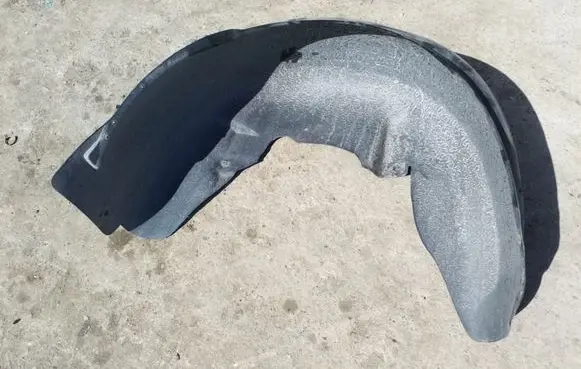 Mercedes-Benz C W202 Rear arch fender liner splash guards