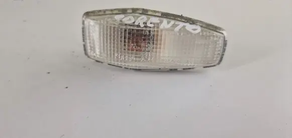 KIA Sorento Front fender indicator light