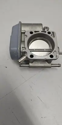 Opel Zafira A Throttle valve 310046 2023043971