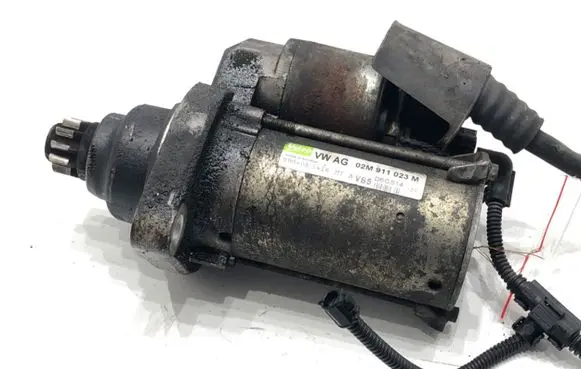 Volkswagen Tiguan Starter motor 02M911023M