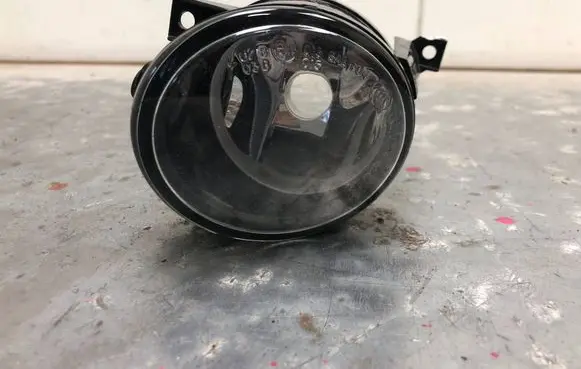 Volkswagen Touran I Front fog light 1T0941699GBILI 1T0941699G