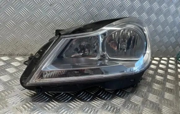 Mercedes-Benz C W204 Headlight/headlamp A2048205159 20C982LH 24060