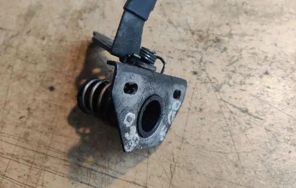 BMW 5 E60 E61 Engine bonnet/hood lock/latch loop/hook 5123034256