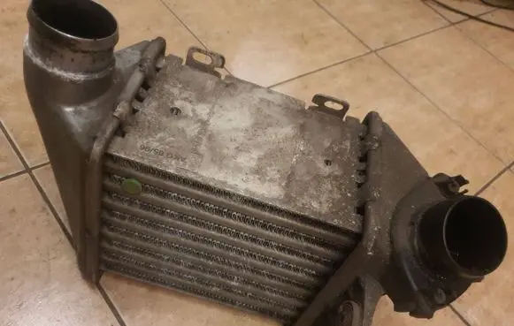 Volkswagen Golf III Intercooler radiator 1H0145805A 07273950000