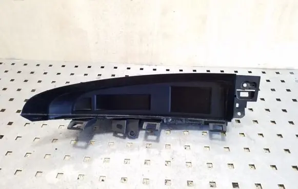 Mazda 3 II Screen/display/small screen BCD3611J0E 4610007205