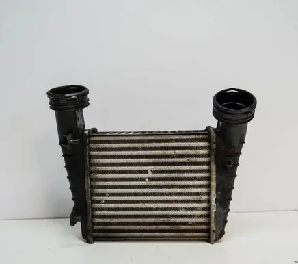 Volkswagen PASSAT B7 USA Intercooler radiator 8D0145805C