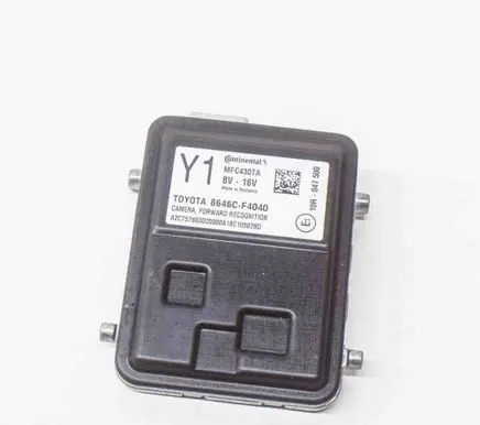 Toyota C-HR I Windshield/windscreen camera 10R047500 MFC430TA