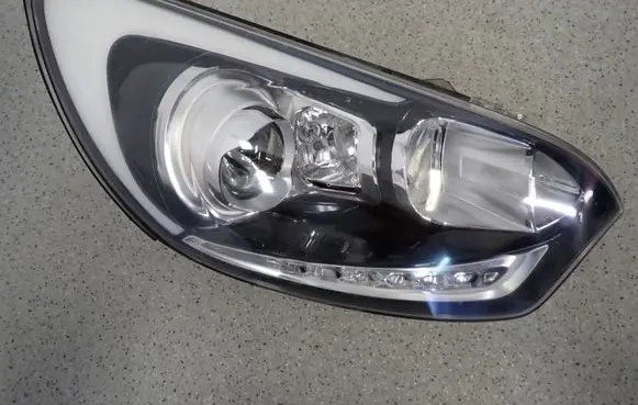 KIA Rio Headlight/headlamp 921021WXXX