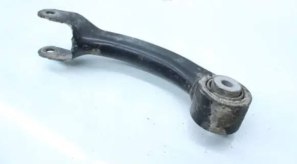Jeep Cherokee Rear control arm