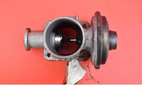 BMW 3 E36 EGR valve 7785452