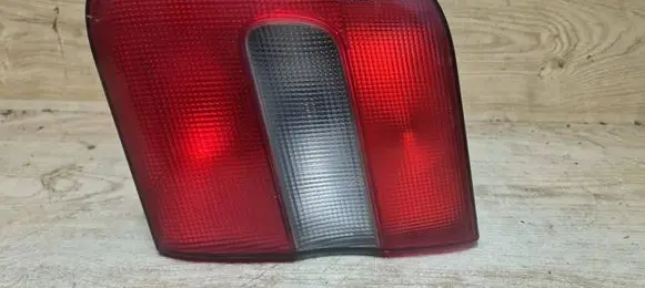 Tailgate rear/tail lights