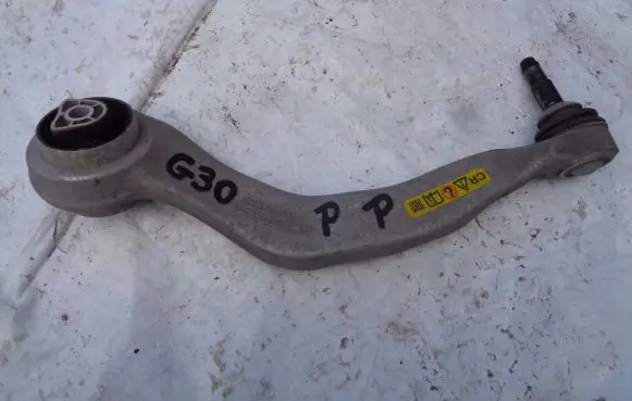 BMW 5 G30 G31 Front lower control arm/wishbone 1097290