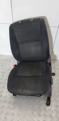 Suzuki Grand Vitara I Front driver seat 