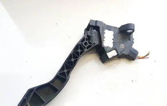 Toyota Auris 150 Accelerator throttle pedal 7811002010