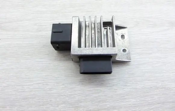Renault Megane IV Glow plug pre-heat relay 271203982R 22144 01638836