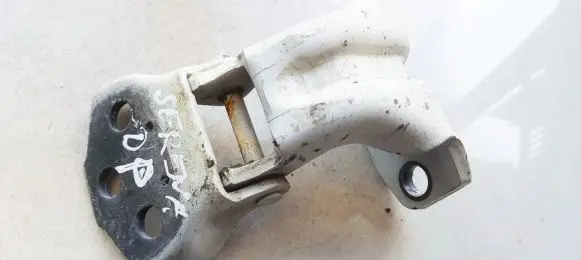 Nissan Serena Front door upper hinge