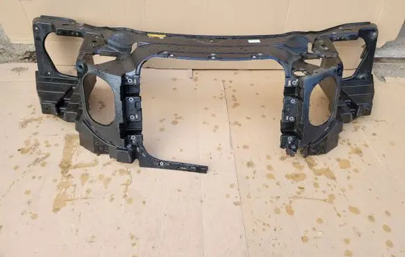 Nissan Qashqai Front piece kit 1B0002571A