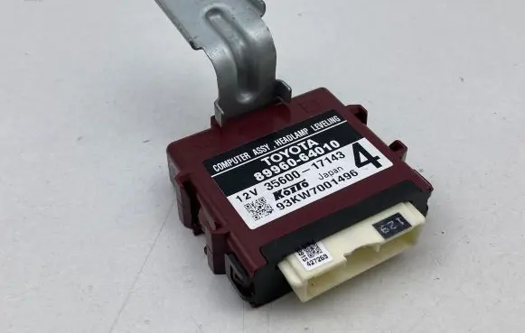 Toyota Verso Light module LCM 8996064010 3560017143 93KW7001496
