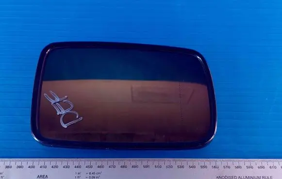 BMW 7 E65 E66 Wing mirror glass 413324469