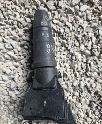 Nissan Navara D40 Indicator stalk 25540