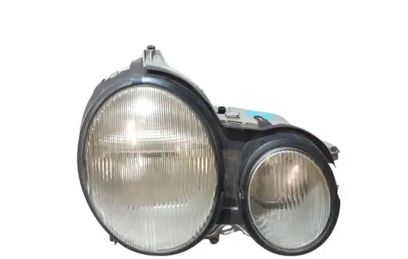 Mercedes-Benz E W210 Headlight/headlamp 15060800