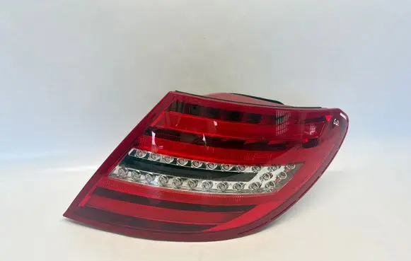 Mercedes-Benz C W204 Rear/tail lights 2049060503 15260S 133513126