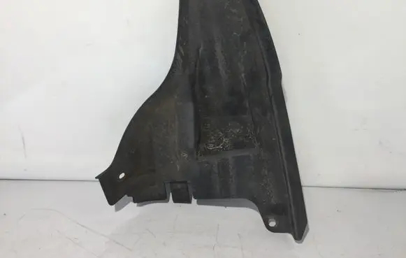 Toyota Avensis T270 Rear underbody cover/under tray 5259105030