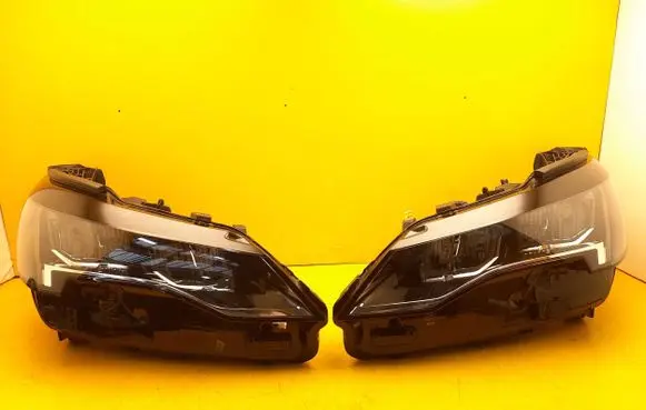 Peugeot 3008 II Headlight/headlamp 9836230280 9836230180