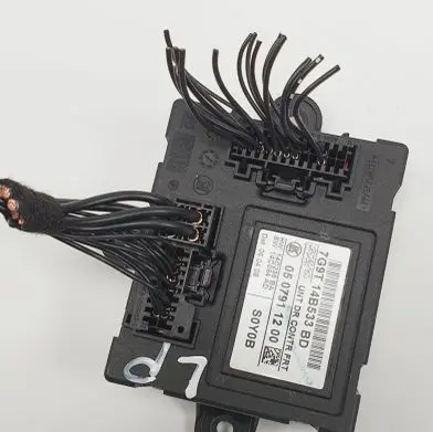 Jaguar XF X250 Door control unit/module 7G9T-14B533-BD