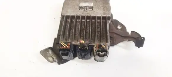Toyota Corolla Verso AR10 Fuel injection control unit/module 8987120070 89871-20070