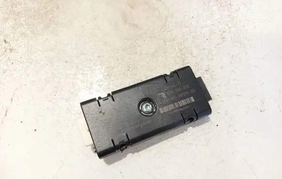BMW 5 GT F07 Antenna control unit 6520919986503 108196-10