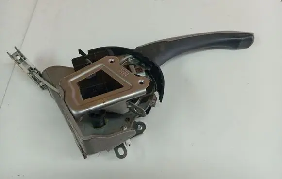 Toyota Auris 150 Handbrake/parking brake lever assembly